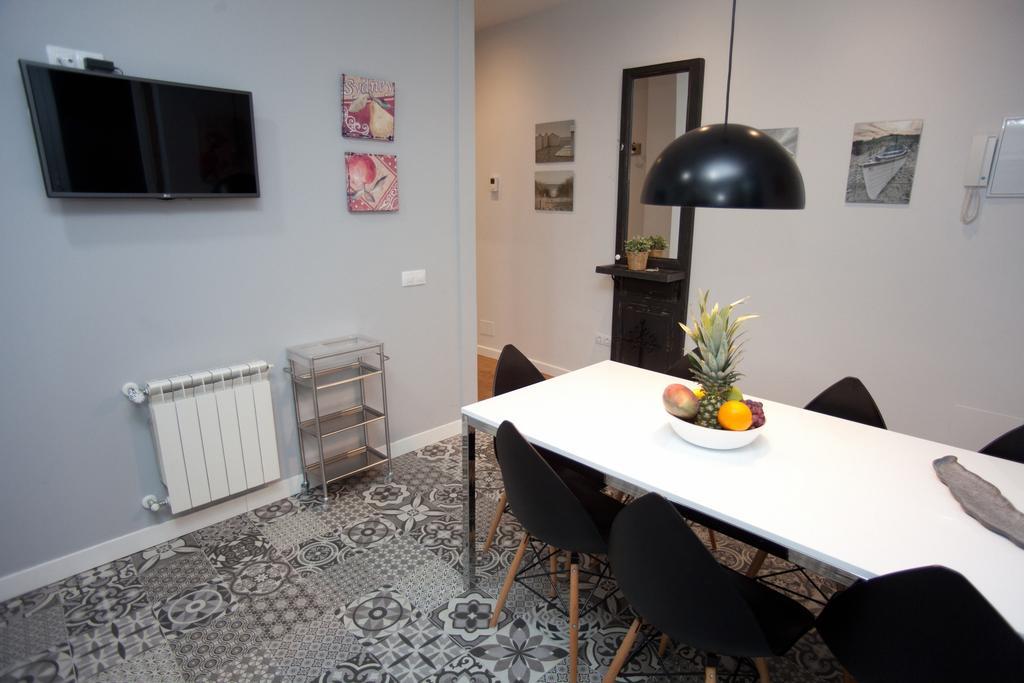 Appartement Sol Gran Via à Madrid Extérieur photo